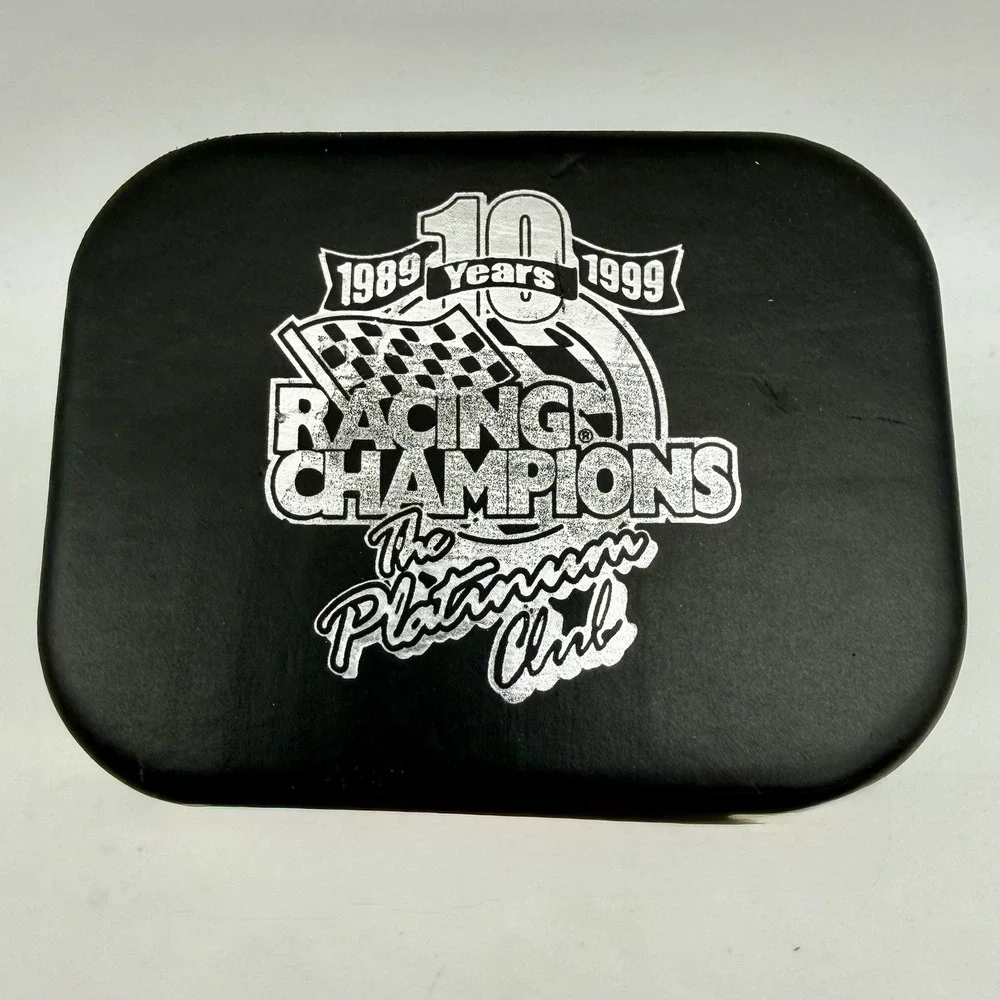 Platinum Club 10 Years Nascar 99 Ford Taurus‎ & Pin Racing Champions 1/64 Scale